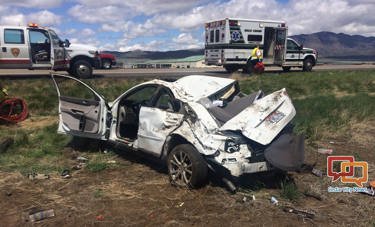 Crash Results In Serious Injuries After Driver Clips Car While Going 100 Mph On I 15 Cedar 9025