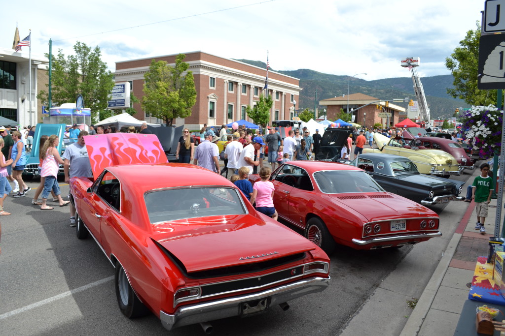 New, old cars mix at July Jamboree on Main Street; CCnews Photo Gallery