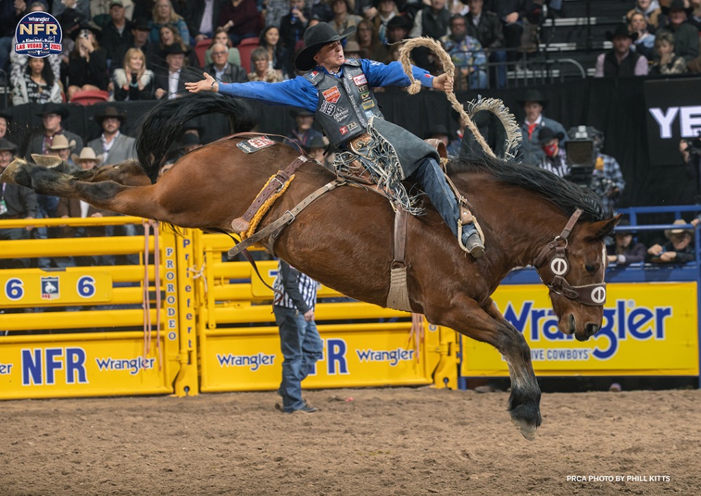 Cowboy Stetson Wright of Milford wins allaround, saddle bronc titles