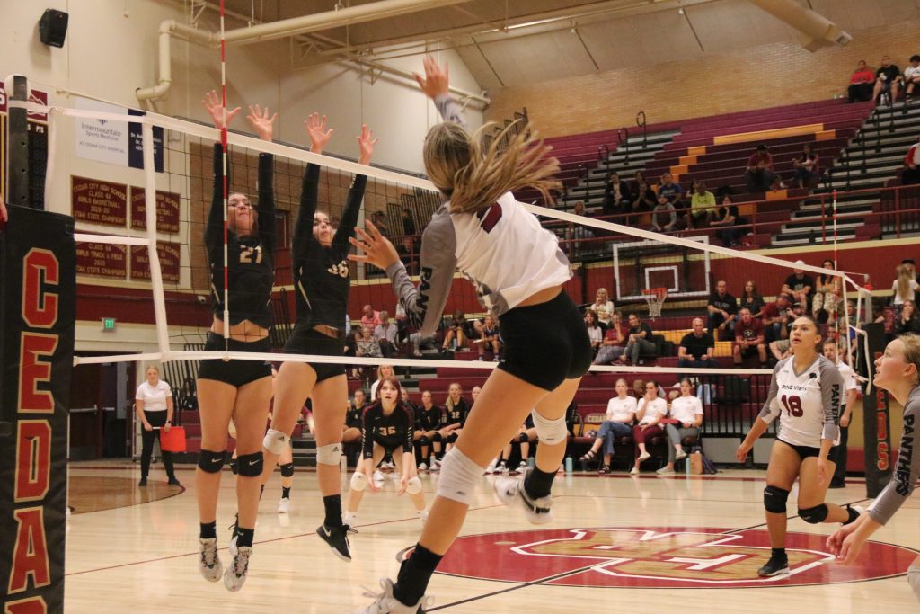 Region 10 volleyball: Top 3 teams in standings all win at home in 3-0  sweeps – Cedar City News